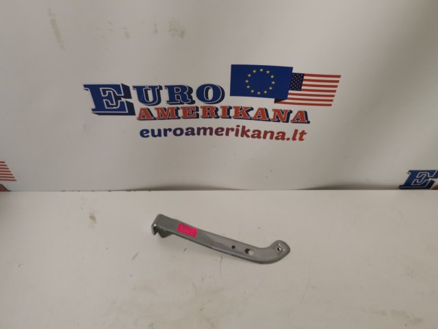 Front Bracket, RH